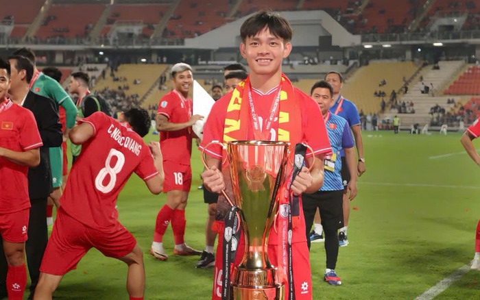 Chấn thương nặng của Bùi Vĩ Hào: Đội tuyển Quốc gia Việt Nam đối mặt với thách thức lớn